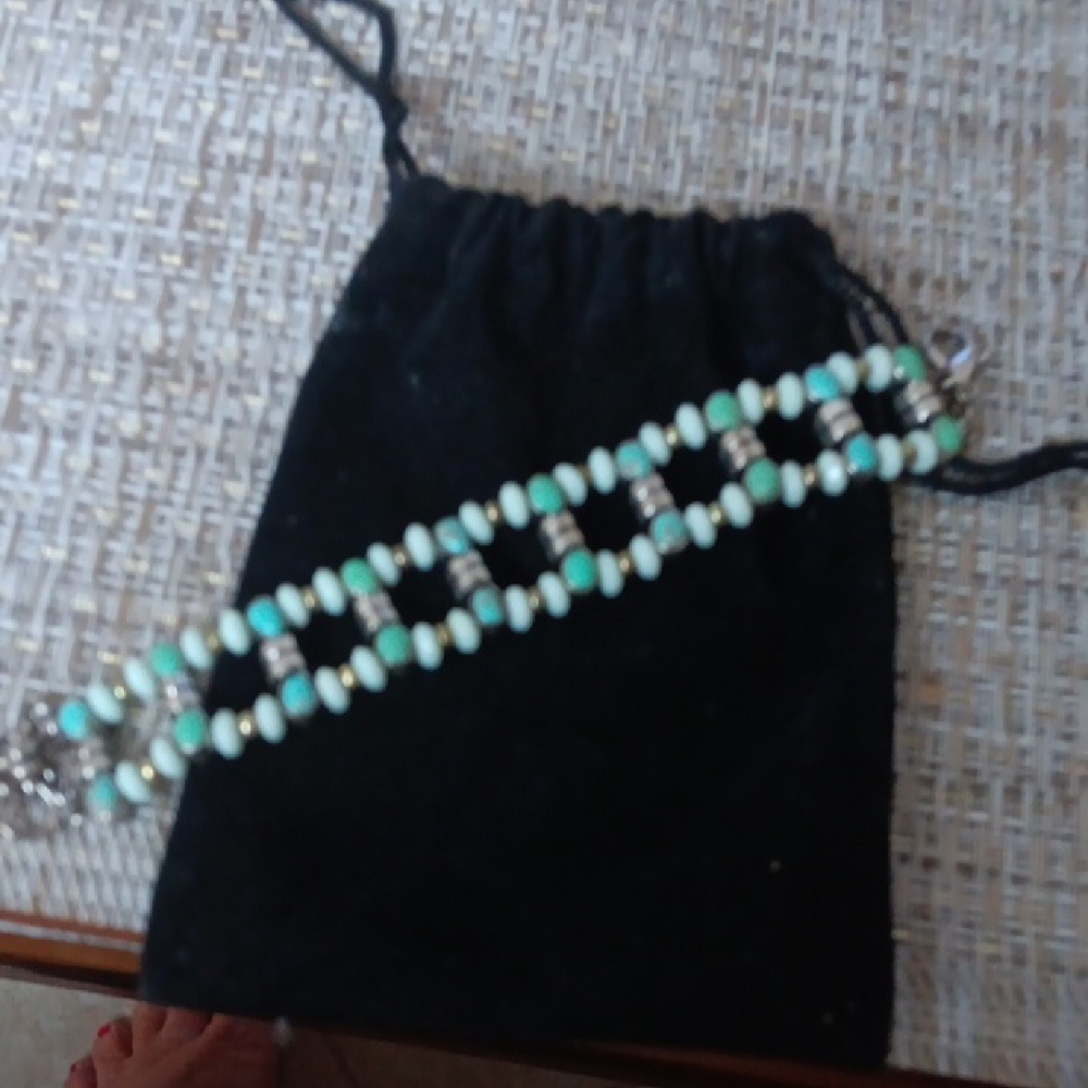 Lucky Elegant Turquoise and Silver Bracelet